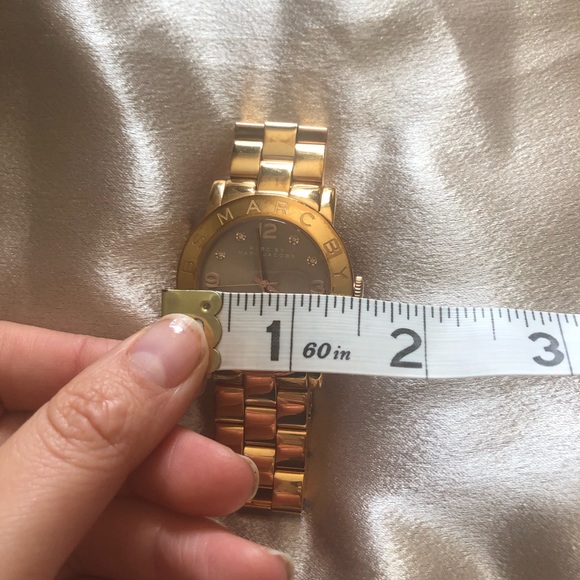 Marc Jacobs Women’s Rose Gold Watch - Picture 6 of 8